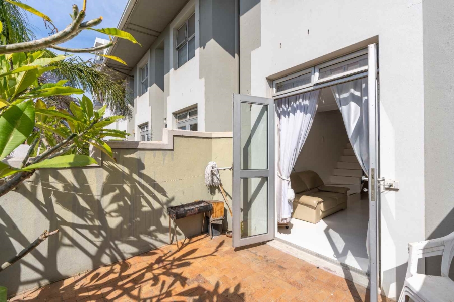 2 Bedroom Property for Sale in Observatory Western Cape